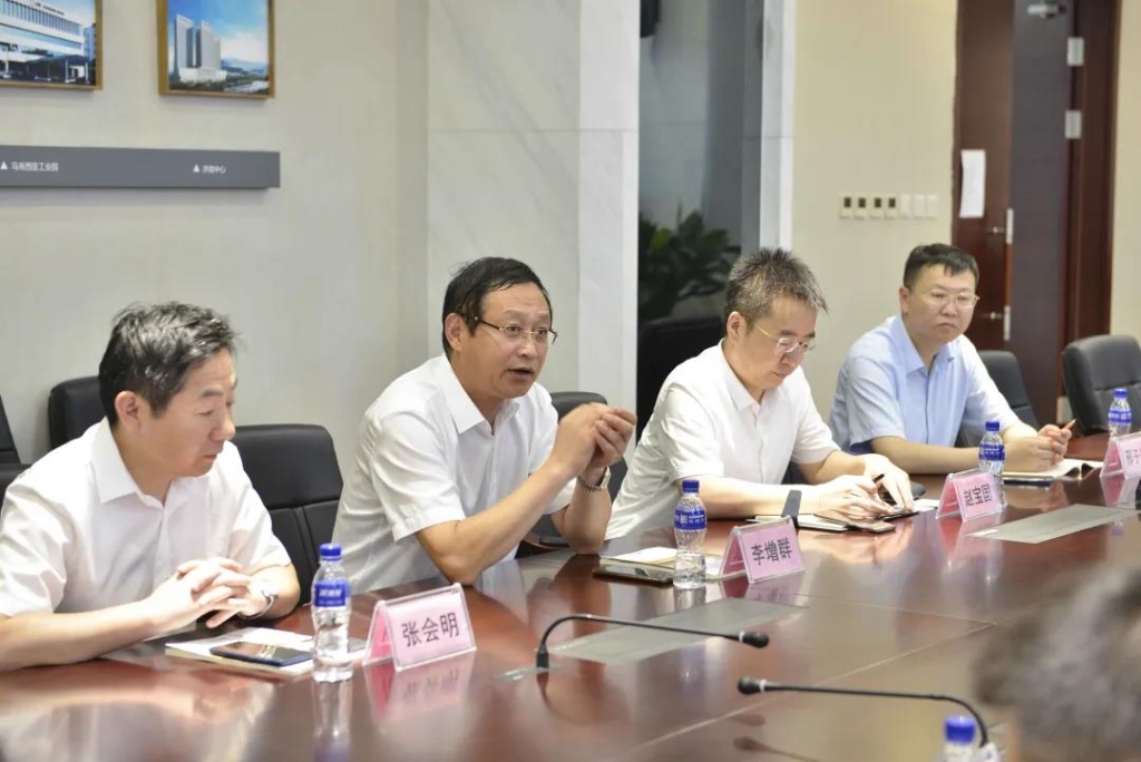 amjs澳金沙门线路首页集团与重塑集团签署战略相助协议